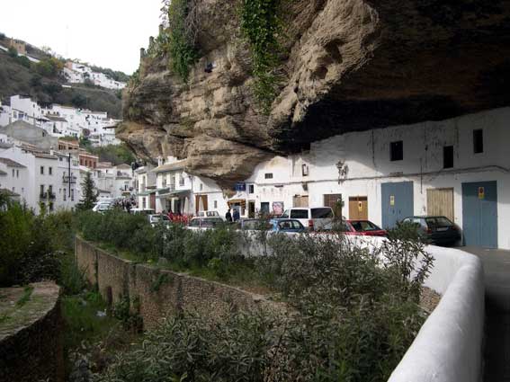 Setenil de las Bodegas