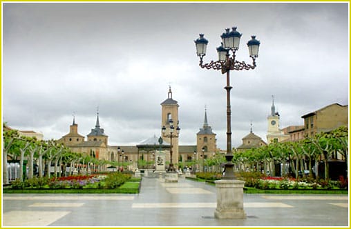 Alcala de Henares, entre cigüeñas y Cervantes