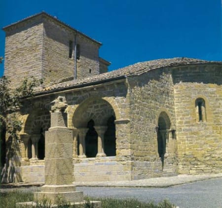 Iglesia porticada de Gazolaz