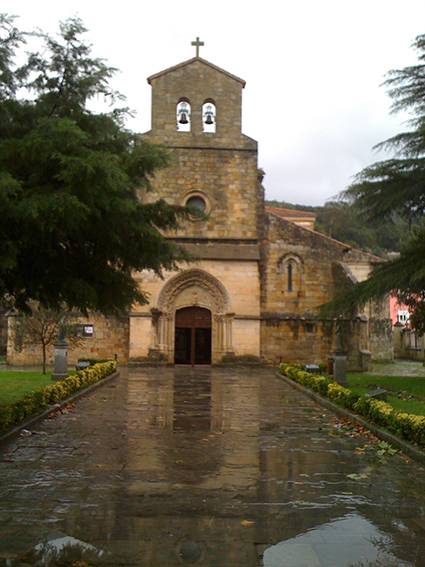 Iglesia de Santa María del Puerto en Santoña