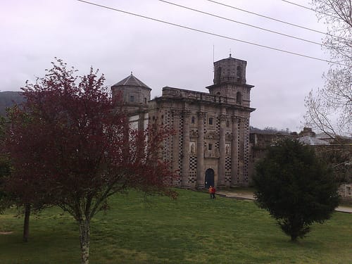 Monasterio de Monfero