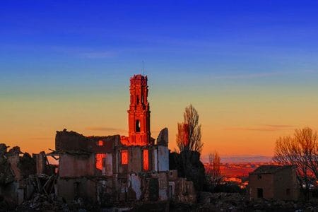 Pueblo Viejo de Belchite, restos de una guerra