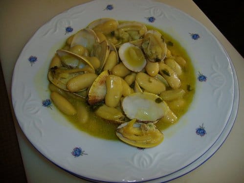 Fabes con almeja