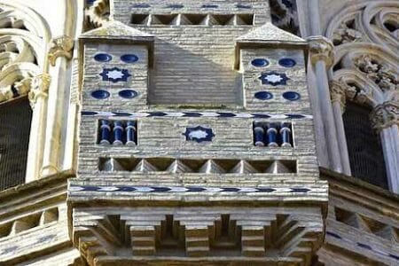 Visita a la Catedral: la Seo en Zaragoza