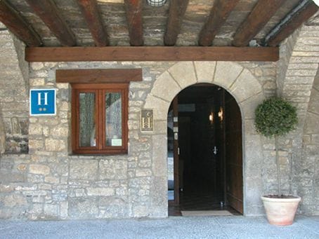 hotel Los Arcos en Ainsa