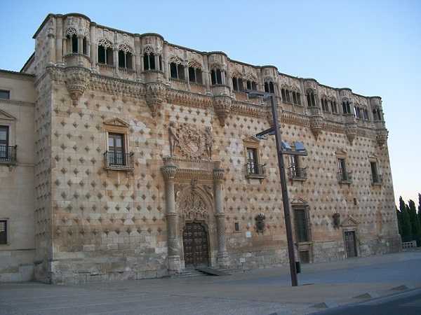 Visita guiada Guadalajara - Palacio Infantado