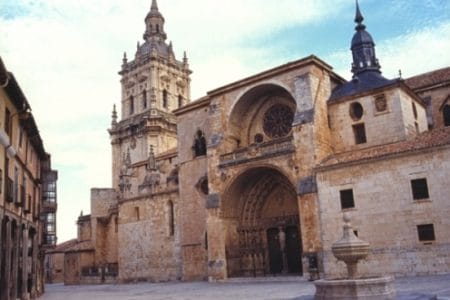 El Burgo de Osma, atraido por su Catedral