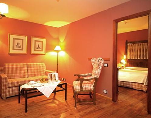 Parador de Artíes habitación