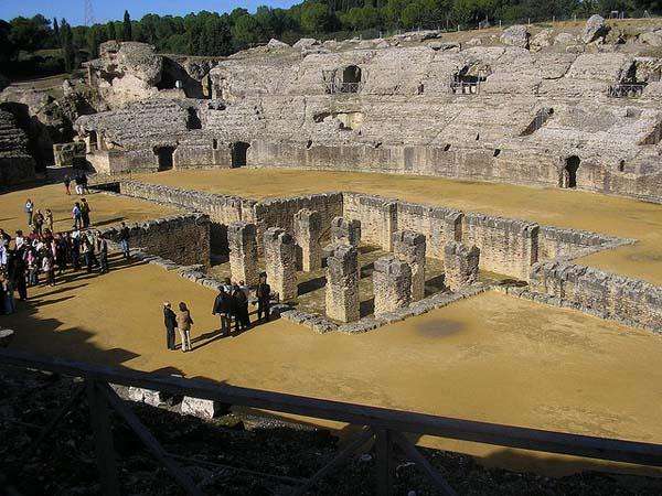 Italica - anfiteatro romano