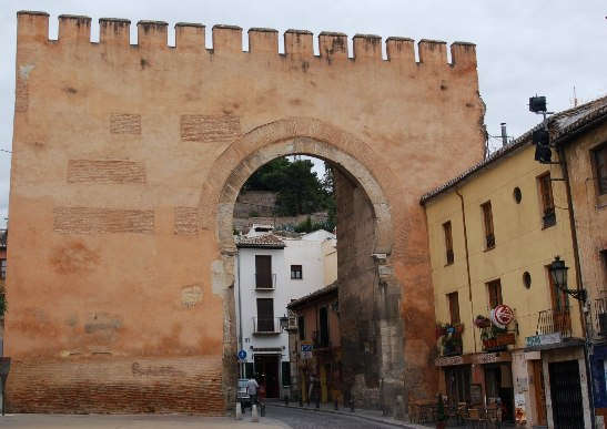 Puerta de Elvira en Granada
