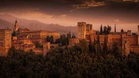 La Alhambra de Granada: un símbolo de la cultura española que merece la pena visitar